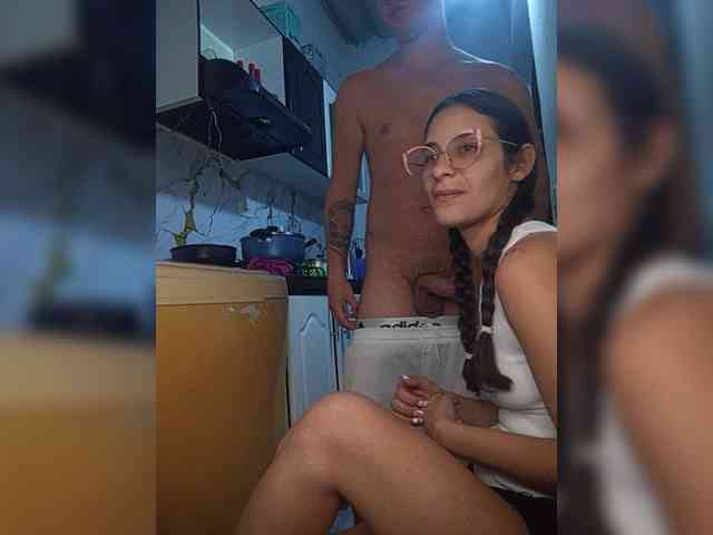 Kingofqueen23 webcam