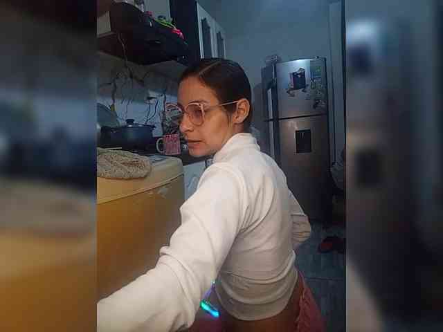Kingofqueen23 Sex Cam Show
