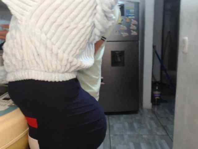 Kingofqueen23 webcam