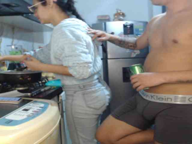 Kingofqueen23 webcam