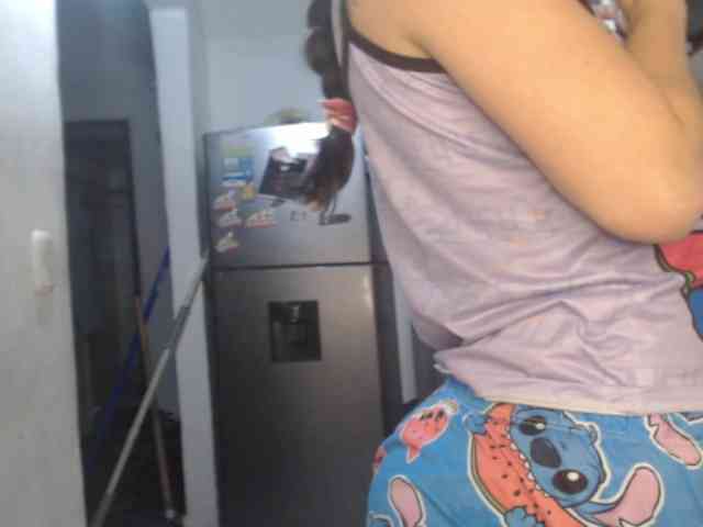 Kingofqueen23 webcam