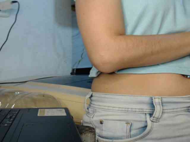 Kingofqueen23 webcam