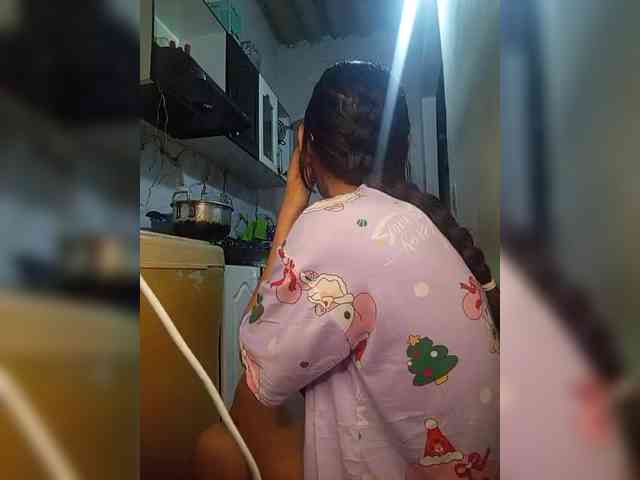 Kingofqueen23 webcam