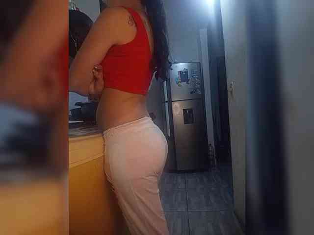 Modelo: Kingofqueen23