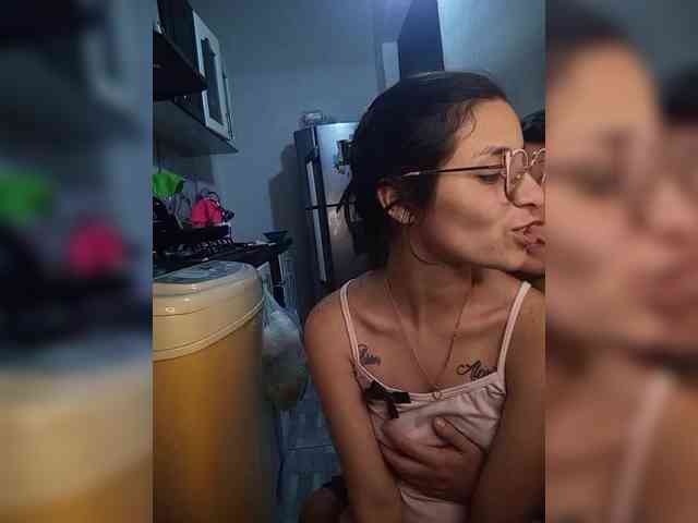 Kingofqueen23 Sex Cam Show