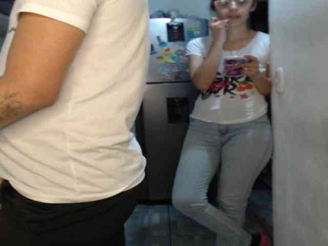 Kingofqueen23 webcam