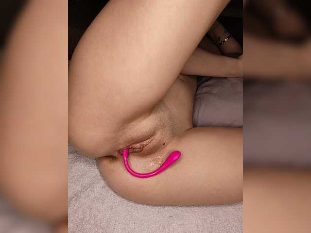 Kurkuma235 live cam on BongaCams