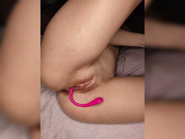 Kurkuma235 live cam on BongaCams