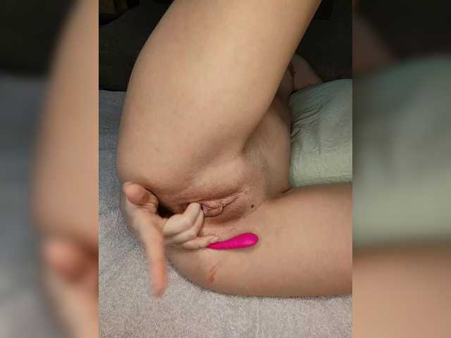 Kurkuma235's BongaCams show and profile