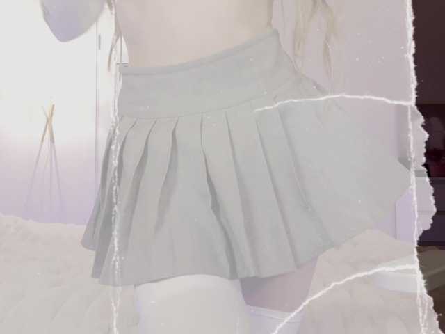 fymryn's BongaCams show and profile