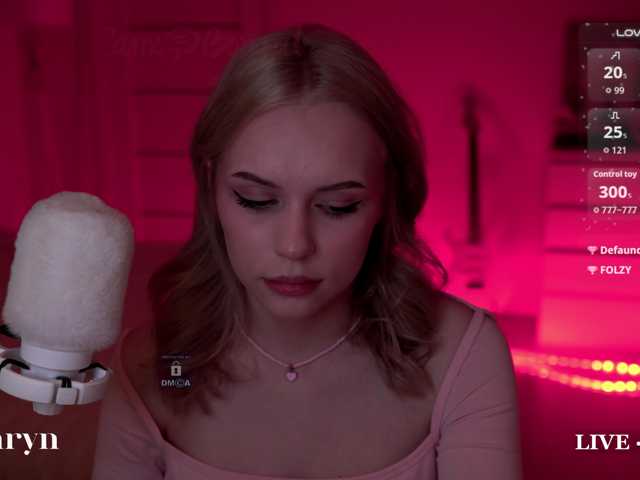 fymryn live cam on BongaCams