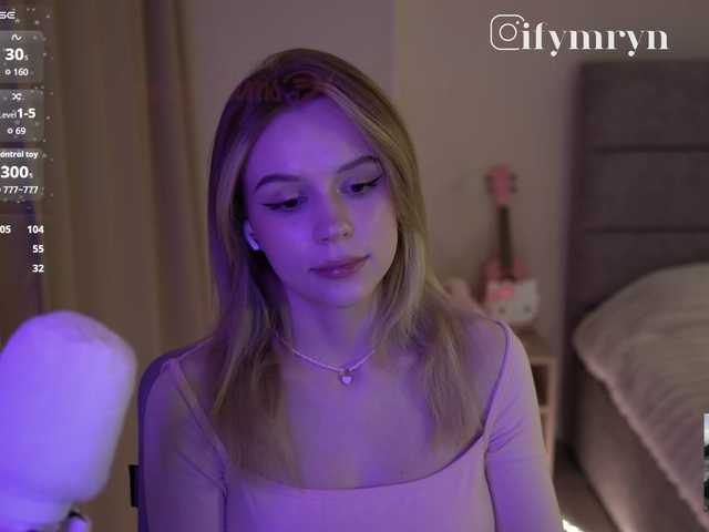 fymryn live cam on BongaCams