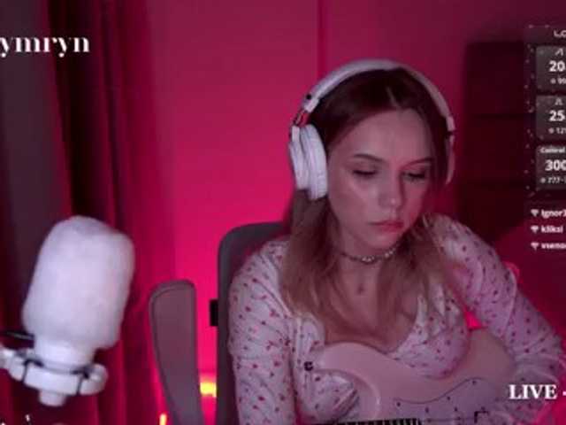 fymryn live cam on BongaCams