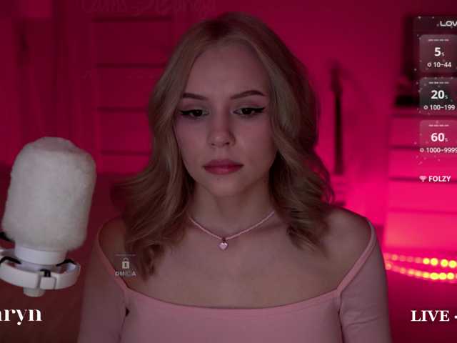 fymryn live cam on BongaCams