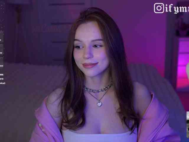 fymryn Live Webcam on BongaCams