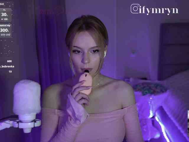 fymryn Sex Cam Show
