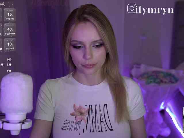 fymryn Sex Cam Show