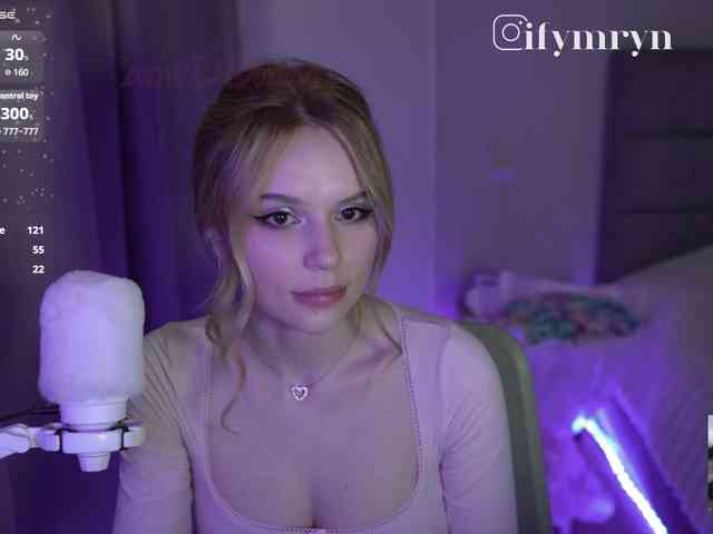fymryn Sex Cam Show