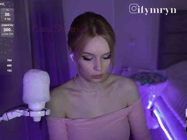 fymryn Sex Cam Show