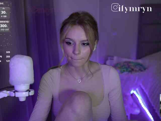 fymryn Sex Cam Show