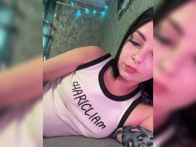 Nata17-1 live cam on BongaCams