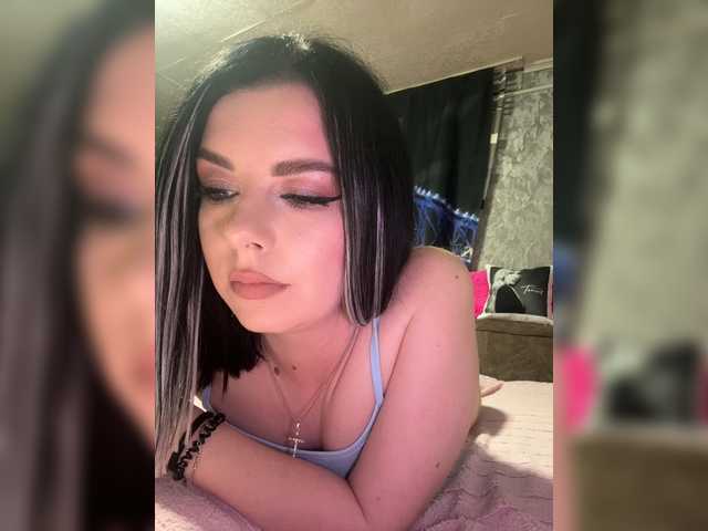 Nata17-1's BongaCams show and profile