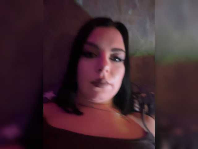 Nata17-1, en vivo ahora en BongaCams