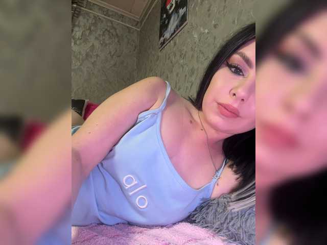 Nata17-1's BongaCams show and profile