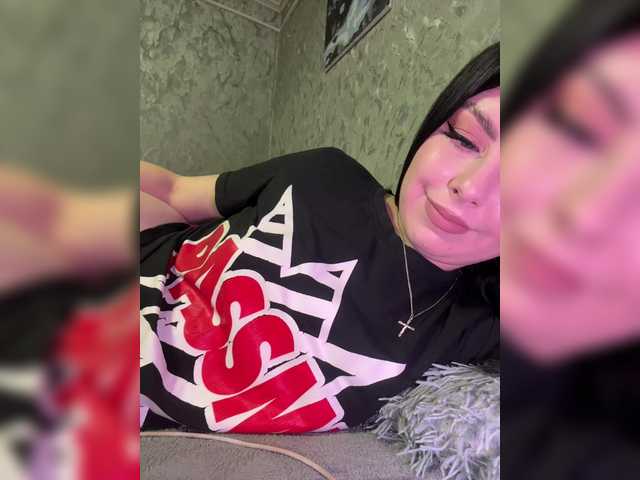 Nata17-1 live cam on BongaCams