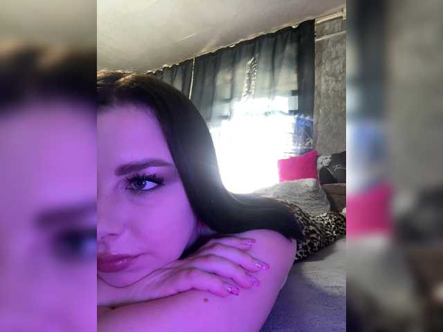 Nata17-1 live cam on BongaCams