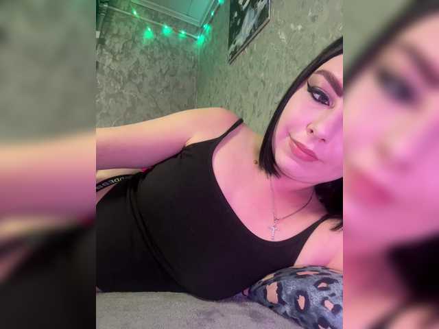 Nata17-1 live cam on BongaCams