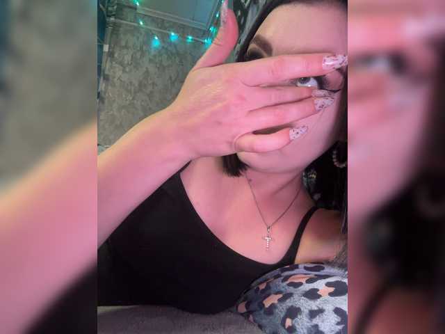 Nata17-1 live cam on BongaCams