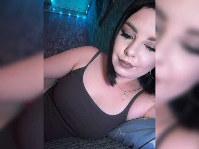 Nata17-1, en vivo ahora en BongaCams