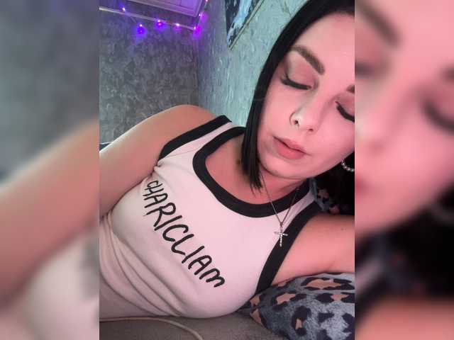 Nata17-1 live cam on BongaCams