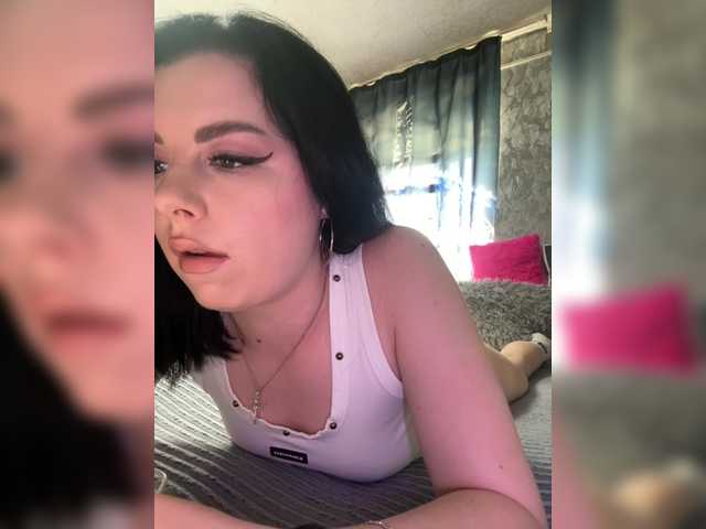 Nata17-1 live cam on BongaCams