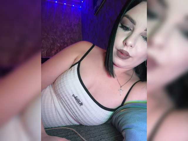 Nata17-1, live now on BongaCams