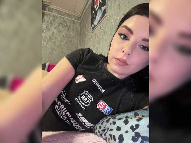 Nata17-1 live cam on BongaCams