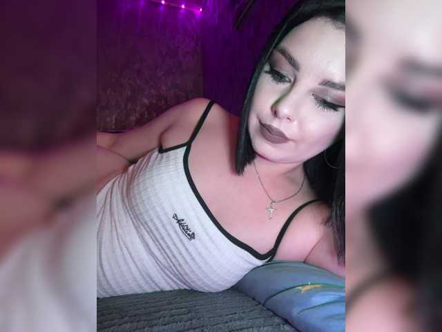 Nata17-1, en directo ahora en BongaCams