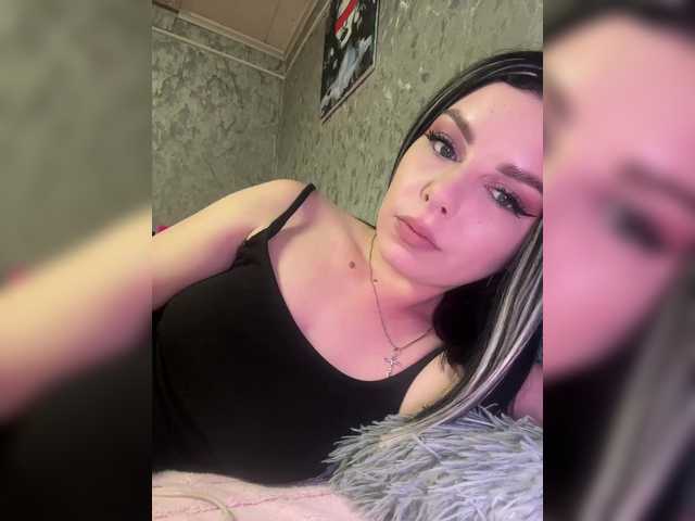 Nata17-1's BongaCams show and profile