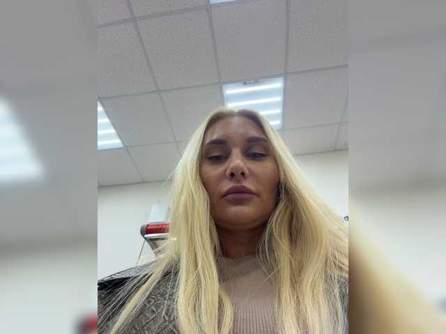 Tvoyasamka77 live cam preview