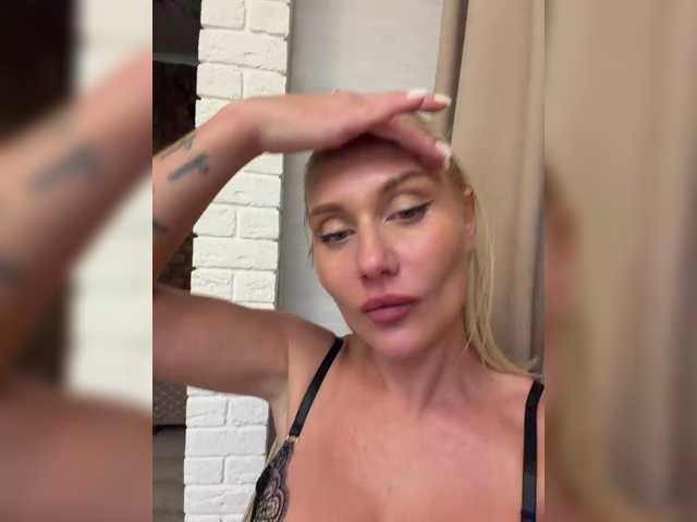 Tvoyasamka77 live cam preview