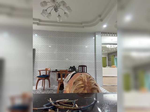 Tvoyasamka77 live cam on BongaCams