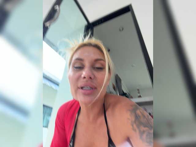 Tvoyasamka77 live cam on BongaCams