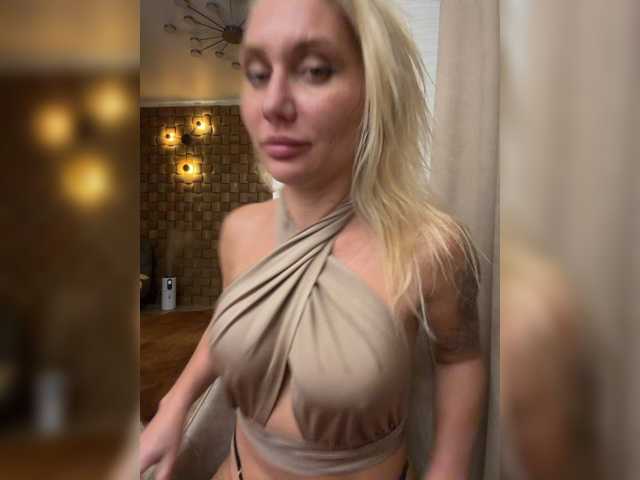 Tvoyasamka77, en directo ahora en BongaCams