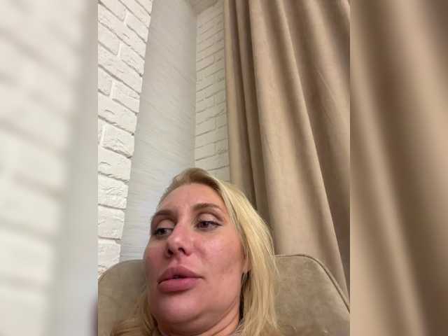 Tvoyasamka77, live now on BongaCams