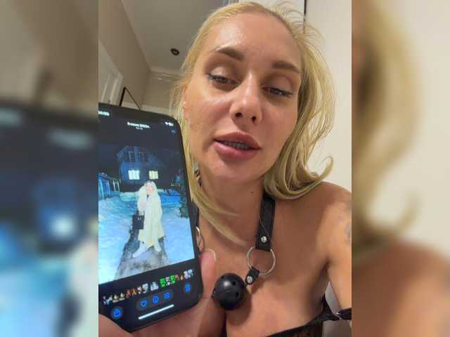 Tvoyasamka77 live cam on BongaCams