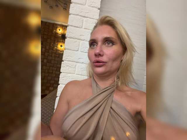 Tvoyasamka77, live now on BongaCams