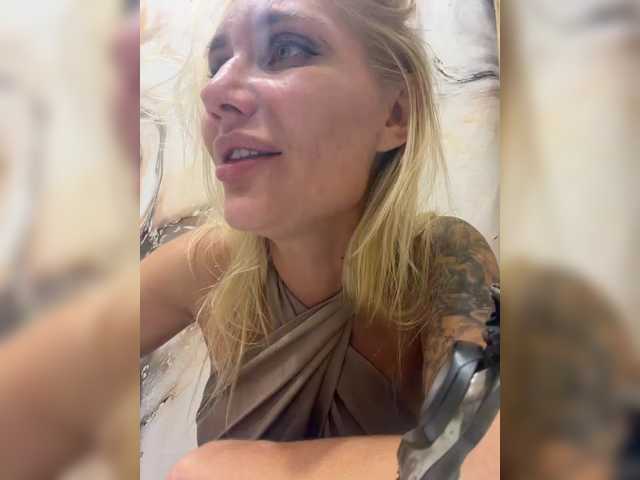 Tvoyasamka77, en directo ahora en BongaCams