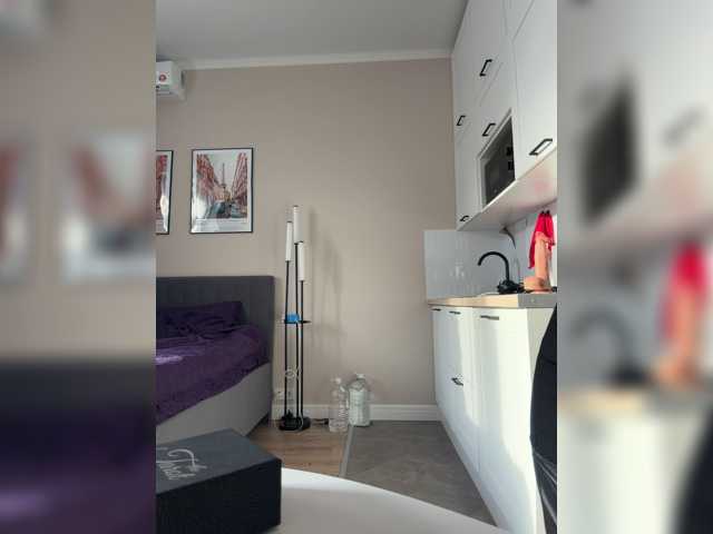 Tvoyasamka77 live cam on BongaCams