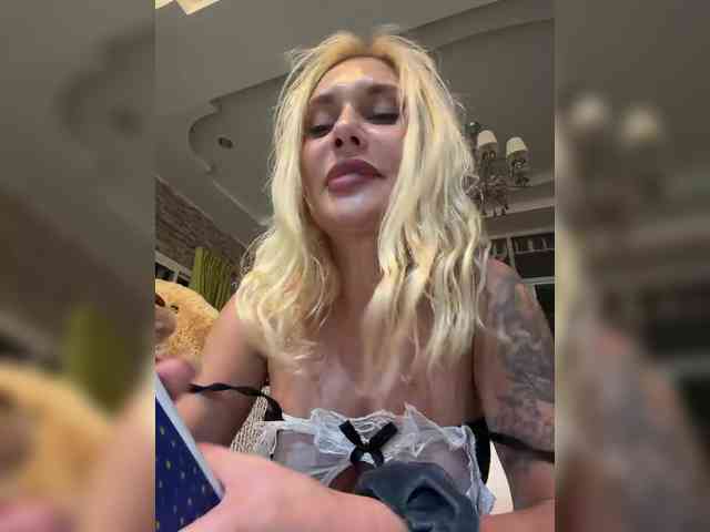 Tvoyasamka77 webcam